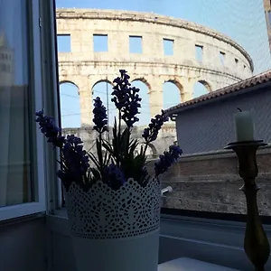 Amphiteater Art Pula